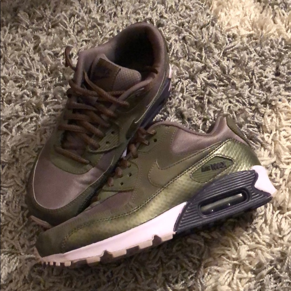 Olive green Nike air max 90